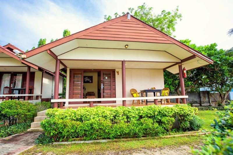Buri Beach Resort Ko Pha Ngan Bagian luar foto